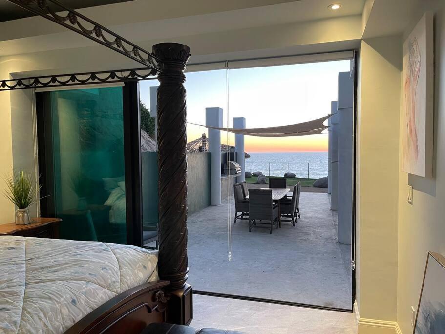 Triton'S Playhouse Beachfront Primo Tapia المظهر الخارجي الصورة